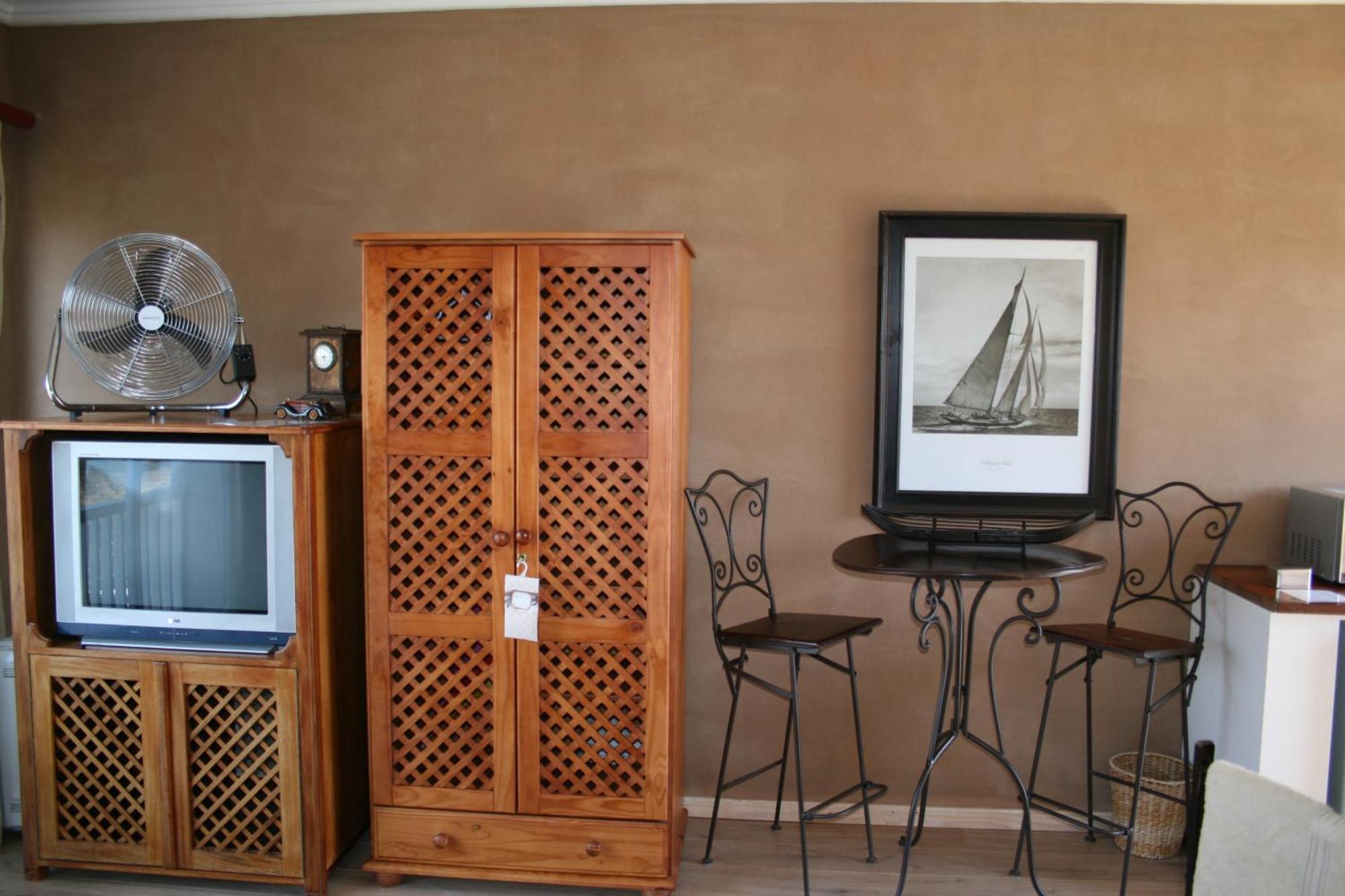 Indigo Moon Guesthouse Lichtenburg Екстериор снимка