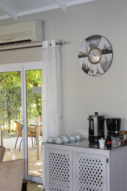 Indigo Moon Guesthouse Lichtenburg Екстериор снимка