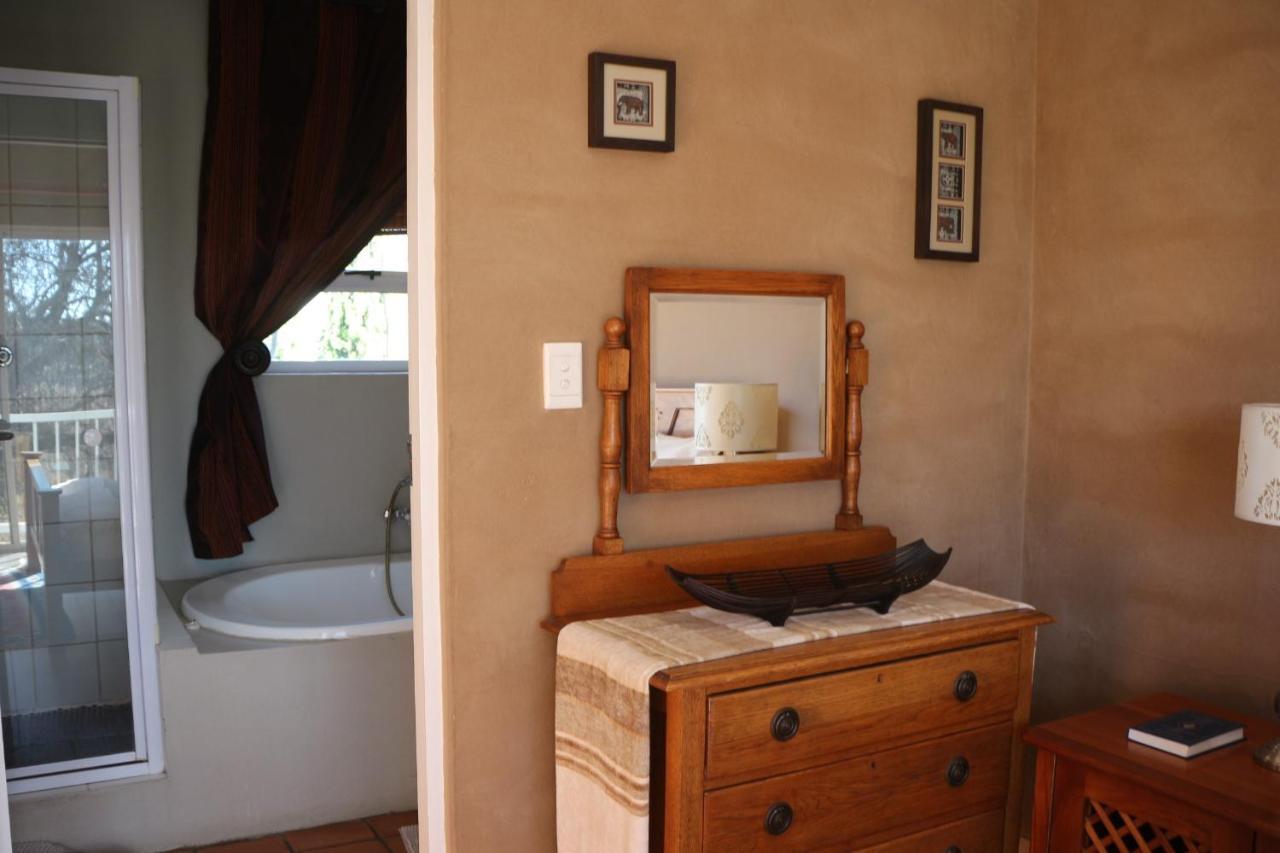 Indigo Moon Guesthouse Lichtenburg Екстериор снимка