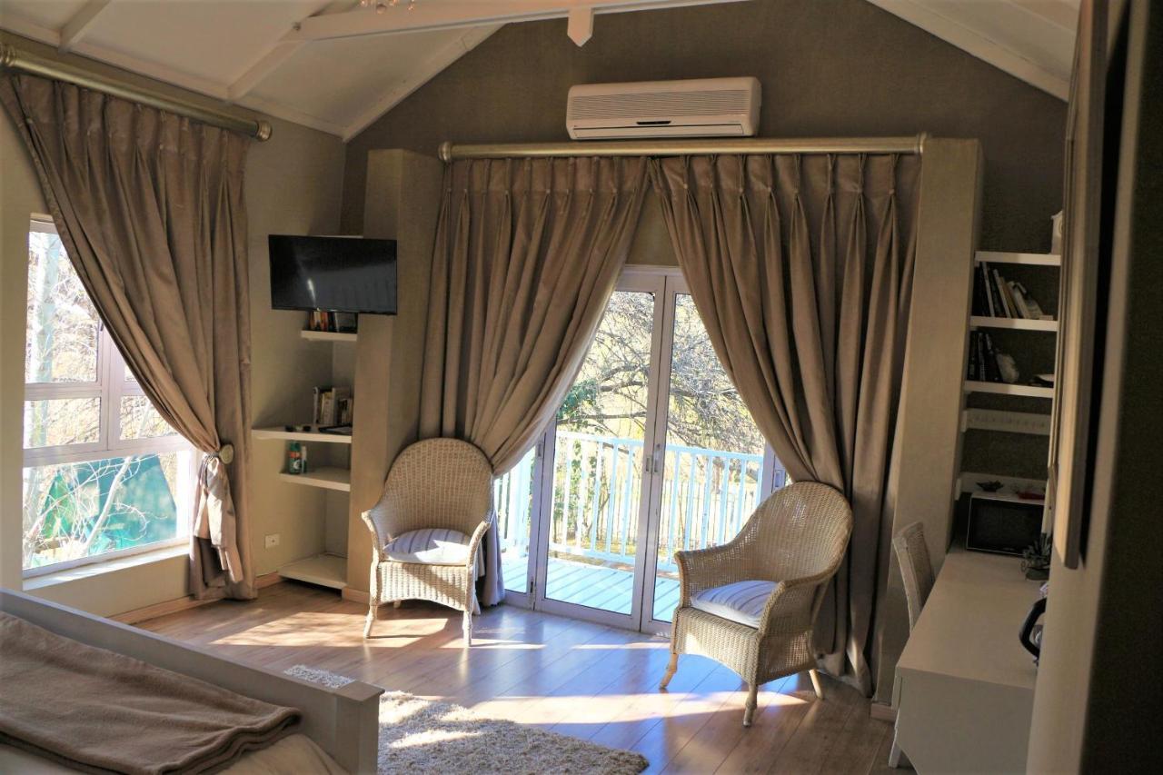 Indigo Moon Guesthouse Lichtenburg Екстериор снимка