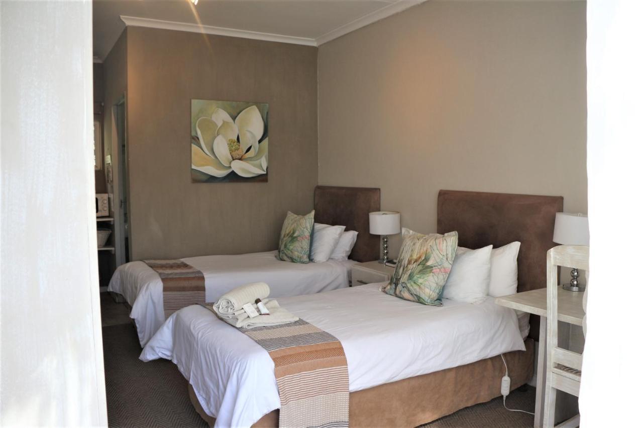 Indigo Moon Guesthouse Lichtenburg Екстериор снимка