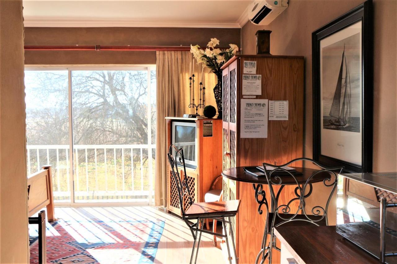 Indigo Moon Guesthouse Lichtenburg Екстериор снимка