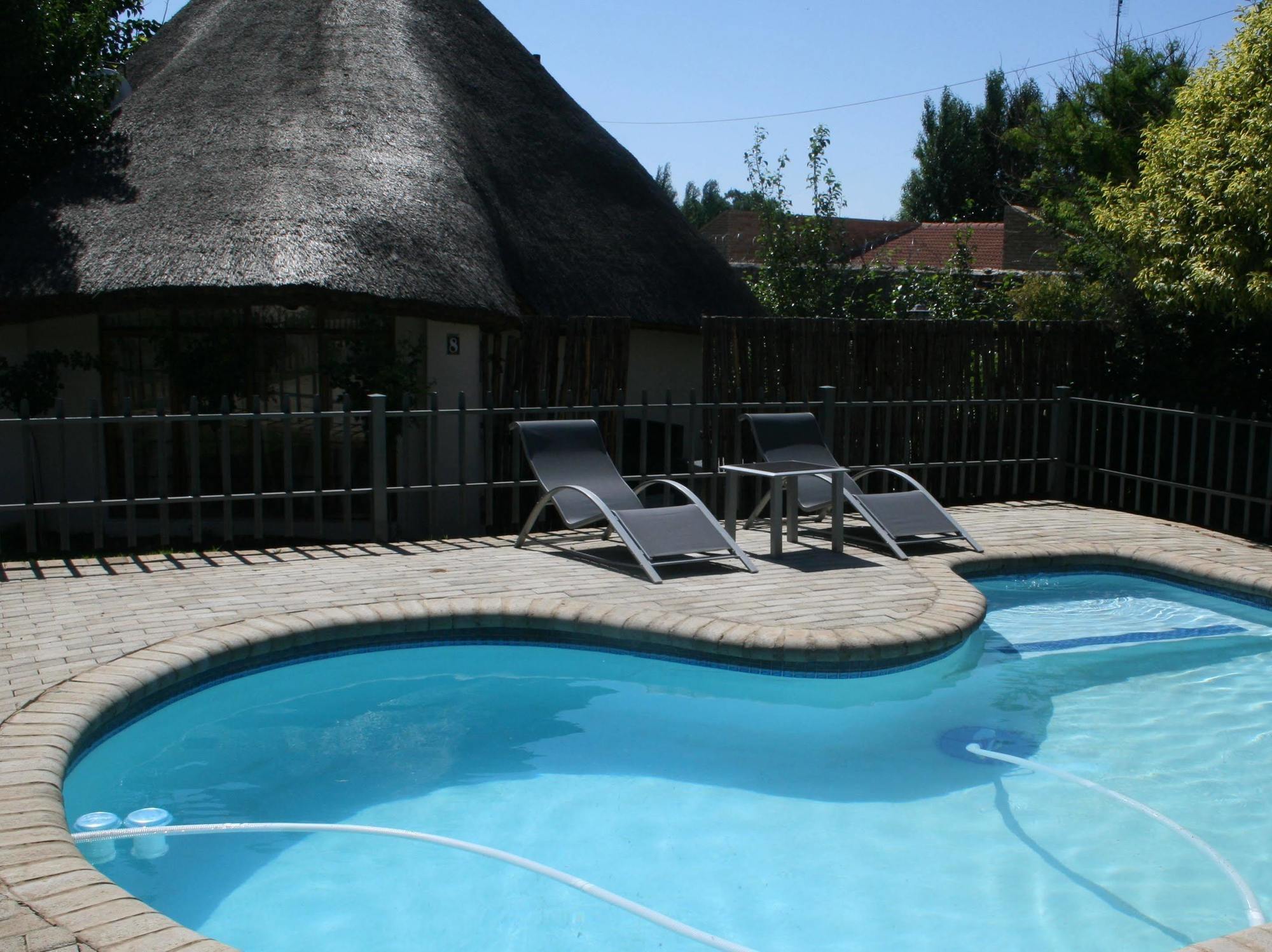 Indigo Moon Guesthouse Lichtenburg Екстериор снимка
